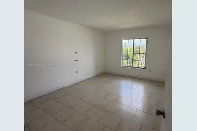 4920 NW 79th Ave #313, Doral, FL 33166 - Photo 6
