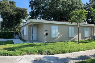 1565 NW 47th St, Miami, FL 33142 - Photo 2
