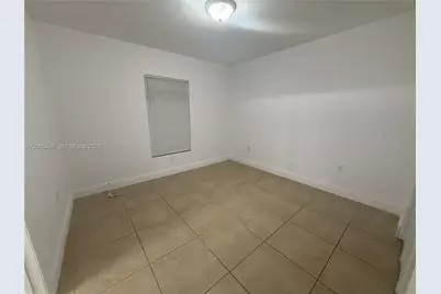 1565 NW 47th St #1, Miami, FL 33142 - Photo 10