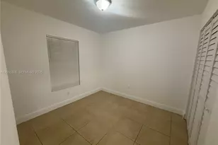 1565 NW 47th St, Miami, FL 33142 - Photo 6