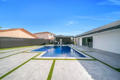 990 NW 131st Ave, Miami, FL 33182 - Photo 38
