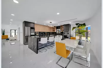 990 NW 131st Ave, Miami, FL 33182 - Photo 12