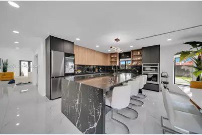 990 NW 131st Ave, Miami, FL 33182 - Photo 14