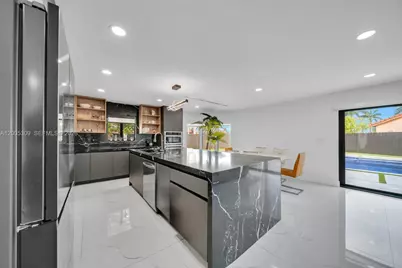 990 NW 131st Ave, Miami, FL 33182 - Photo 18