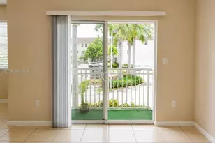 11503 NW 89th St, Doral, FL 33178 - Photo 10