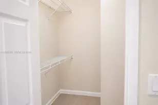 11503 NW 89th St, Doral, FL 33178 - Photo 22