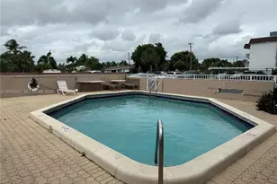1100 SE 4th Ave, Deerfield Beach, FL 33441 - Photo 10
