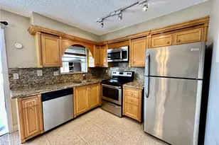 1100 SE 4th Ave, Deerfield Beach, FL 33441 - Photo 4