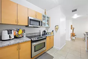 18800 NE 29th Ave, Aventura, FL 33180 - Photo 14