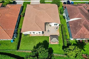 3911 SW 186th Ave, Miramar, FL 33029 - Photo 2