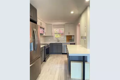 660 Tennis Club Dr #201, Fort Lauderdale, FL 33311 - Photo 6
