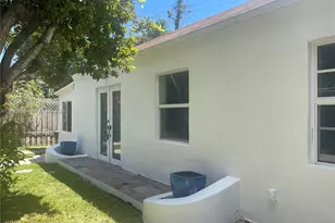 554 NE 74th St, Miami, FL 33138 - Photo 28