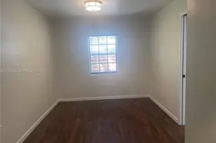 554 NE 74th St, Miami, FL 33138 - Photo 6