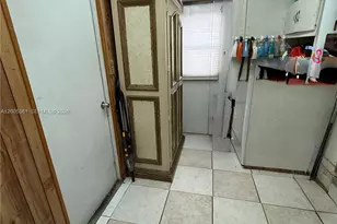 1020 SW 81st Terrace, North Lauderdale, FL 33068 - Photo 16