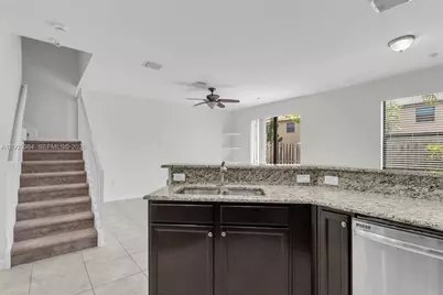 11738 SW 238th St, Homestead, FL 33032 - Photo 10