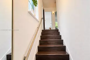 1005 9th St, Miami Beach, FL 33139 - Photo 6