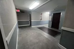 496 NW 165th St Rd, Miami, FL 33169 - Photo 2