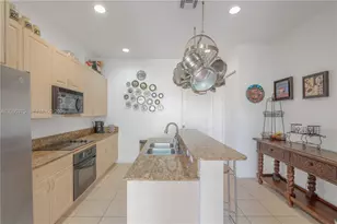 623 SW 146th Terrace, Pembroke Pines, FL 33027 - Photo 6