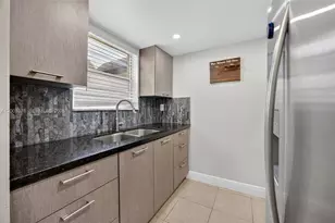 8550 SW 109th Ave, Miami, FL 33173 - Photo 4