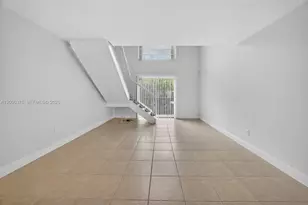 8550 SW 109th Ave, Miami, FL 33173 - Photo 10