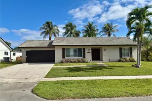 13425 NW 10th St, Sunrise, FL 33323 - Photo 2