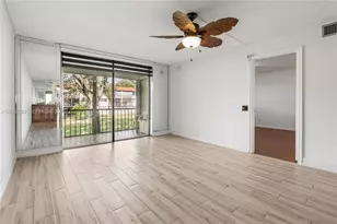 711 S Hollybrook Dr, Pembroke Pines, FL 33025 - Photo 2