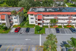 711 S Hollybrook Dr, Pembroke Pines, FL 33025 - Photo 20