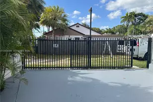 1765 SW 21st St, Miami, FL 33145 - Photo 2
