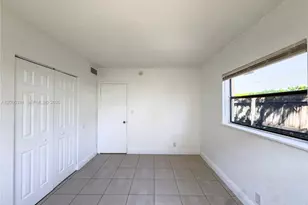 4061 N Dixie Hwy, Oakland Park, FL 33334 - Photo 6