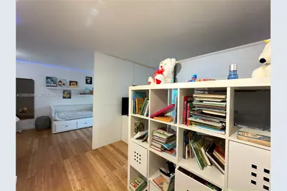 1001 Three Islands Blvd #31, Hallandale Beach, FL 33009 - Photo 44
