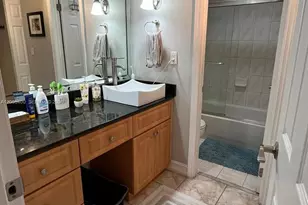 3475 N Country Club Dr, Aventura, FL 33180 - Photo 12
