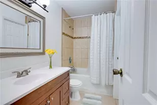 8390 N Missionwood Cir, Miramar, FL 33025 - Photo 20