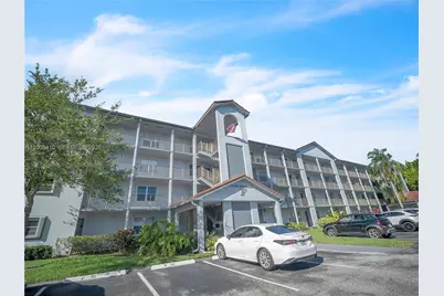 12701 SW 13th St #202F, Pembroke Pines, FL 33027 - Photo 2