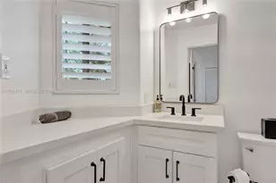 1062 SW 158th Ave, Pembroke Pines, FL 33027 - Photo 26