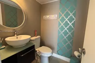 301 Golden Isles Dr, Hallandale Beach, FL 33009 - Photo 10