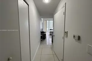 1750 N Bayshore Dr, Miami, FL 33132 - Photo 2