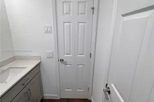 3510 Harrison St, Hollywood, FL 33021 - Photo 24