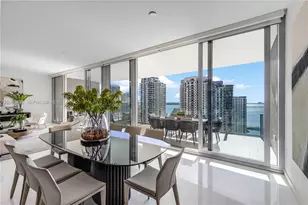 300 Biscayne Blvd Way, Miami, FL 33131 - Photo 2