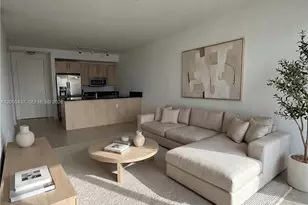 1111 SW 1st Ave, Miami, FL 33130 - Photo 2