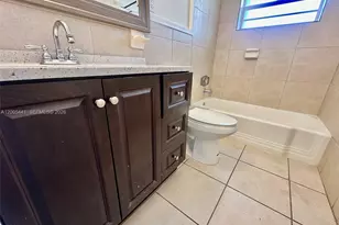 5420 NE 22nd Terrace, Fort Lauderdale, FL 33308 - Photo 10