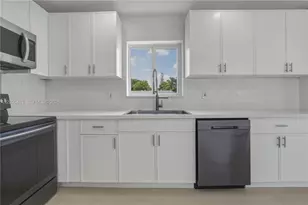 20440 NW 20th Ct, Miami Gardens, FL 33056 - Photo 14