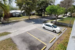1719 Wiley St, Hollywood, FL 33020 - Photo 24