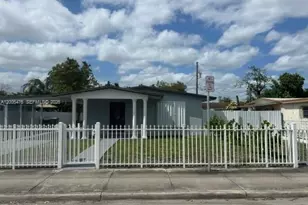841 Hialeah Dr, Hialeah, FL 33010 - Photo 2
