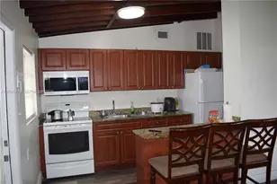 841 Hialeah Dr, Hialeah, FL 33010 - Photo 10