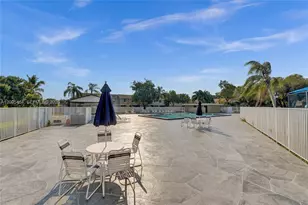 11154 NW 37th St, Sunrise, FL 33351 - Photo 22