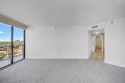 3610 Yacht Club Dr #1016, Aventura, FL 33180 - Photo 32