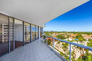 3610 Yacht Club Dr, Aventura, FL 33180 - Photo 36