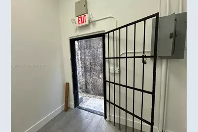 2199 NW 20th St #1, Miami, FL 33142 - Photo 36