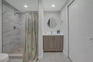 862 W 79th St, Hialeah, FL 33014 - Photo 20