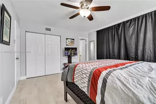 3777 NW 78th Ave, Davie, FL 33024 - Photo 14